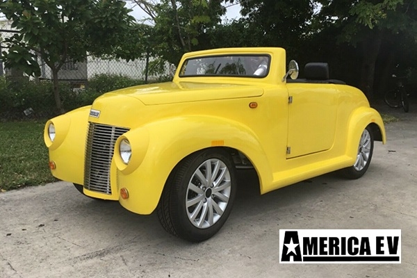 Yellow America EV 39 Roadster 4 Passenger Golf Cart affordable golf cart rental, golf cart rent irving golf cart rental